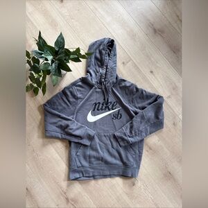 Nike SB Hoodie Mens Large Gray Sweatshirt Skateboarding Pullover Logo
